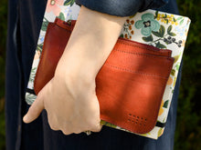 Load image into Gallery viewer, Kireina Gold Leather Zipper Envelope