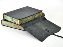 Load image into Gallery viewer, Roma Lussa Leather Journal - Black