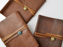 Load image into Gallery viewer, Santa Fe Leather Photo Album With Slip-In Sleeves