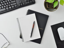 Load image into Gallery viewer, Maruman Mnemosyne Notebook - A7 Blank
