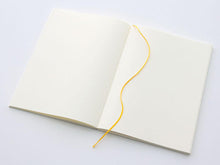 Load image into Gallery viewer, Midori MD Notebook A5 Blank
