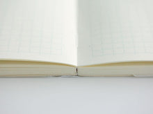 Load image into Gallery viewer, MIdori MD Notebook A6 Grid
