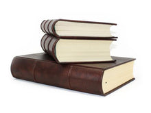 Load image into Gallery viewer, Tesoro Distressed Leather Journal
